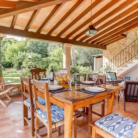 Jardi De Papallones 3*