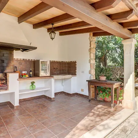 Guest house Jardi De Papallones 3*