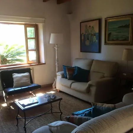 Guest house Jardi De Papallones